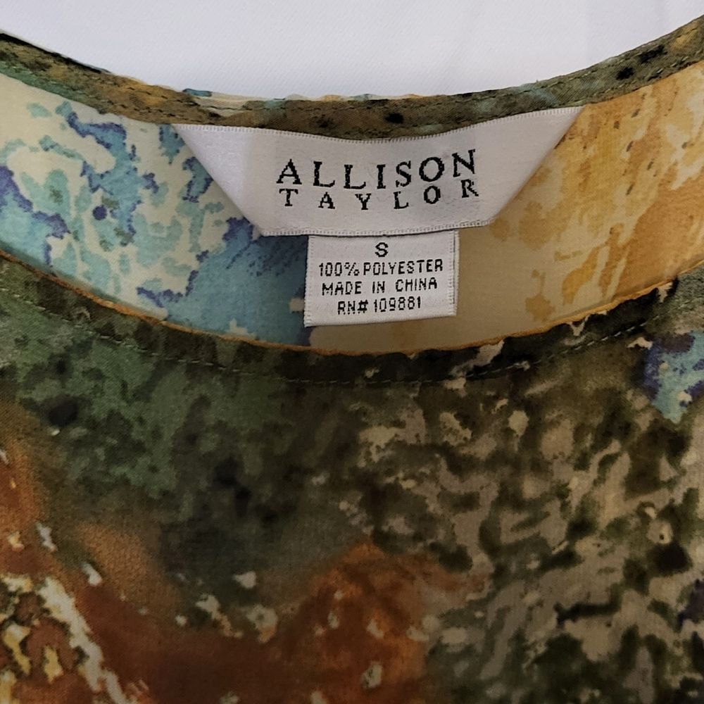 Allison Taylor Women's Oversized Multi-Colored Blouse Size Small - Picture 3 of 12